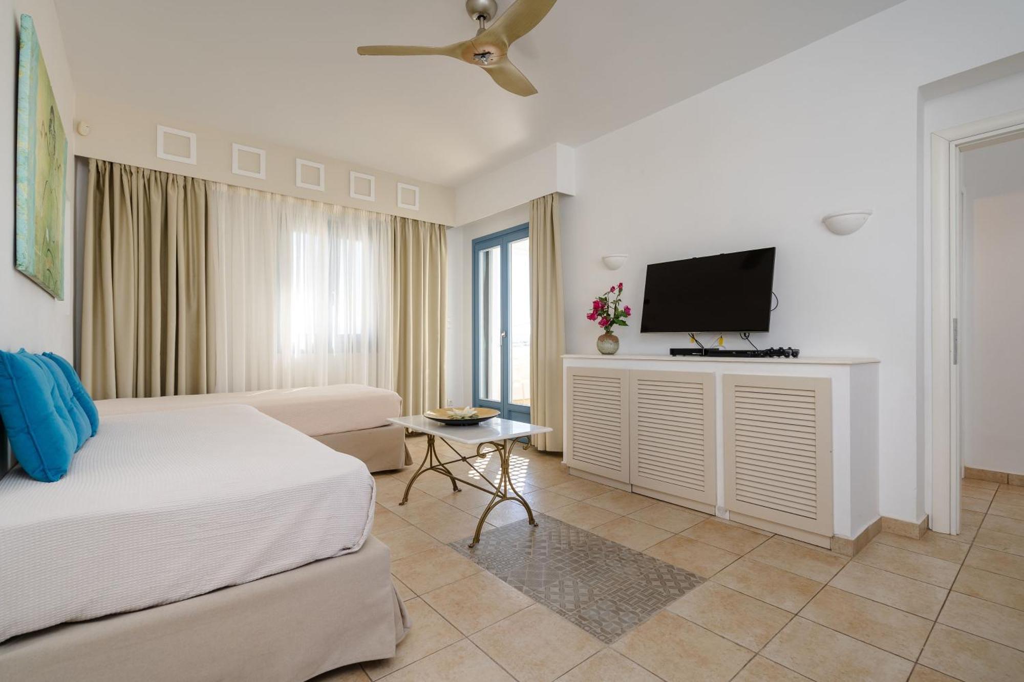 Mitos Suites Agios Prokopios  Exterior photo